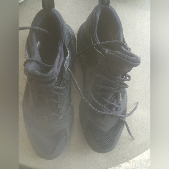 Adidas Dame 2 - Picture 3 of 3